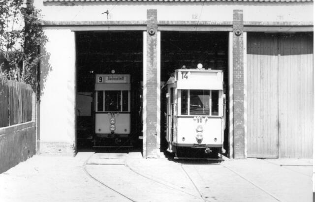 Ein Blick in die Wagenhalle Gehrden: Auch einzelne Züge der Linien 9 und 14 wurden von hier gefahren ...