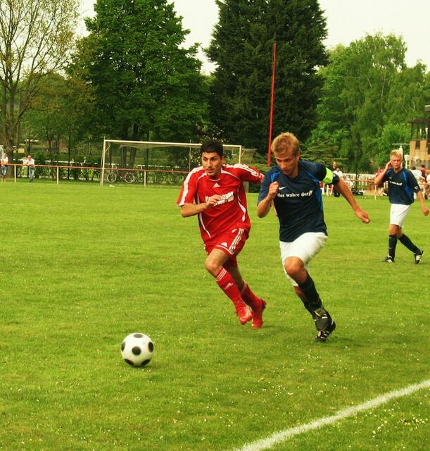 Schenkemeyer im Laufduell mit Erdal Talu!