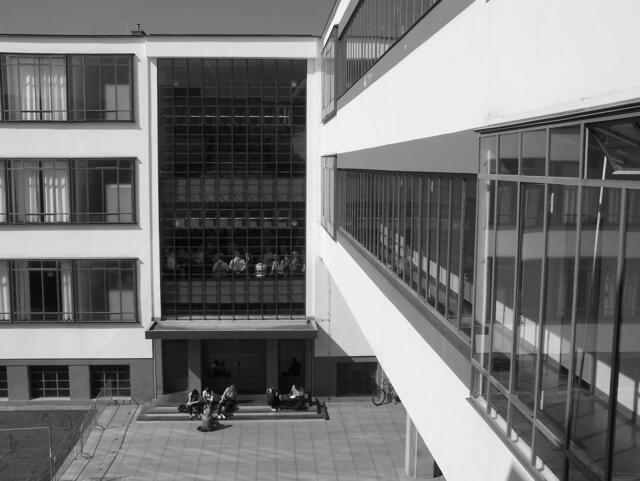 Blick aus der Bauhaus Schule in Dessau