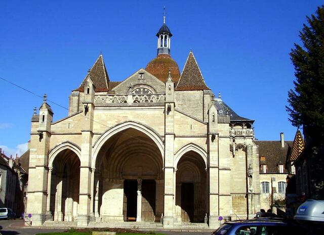 Kirche Notre Dame | Foto: Marie de Bueil  Rémi Mathis - http://commons.wikimedia.org/wiki/File:Notre-Dame_de_Beaune.JPG