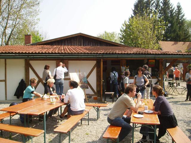 Große Kunstwerke von Ulrike Häußler...und Bier