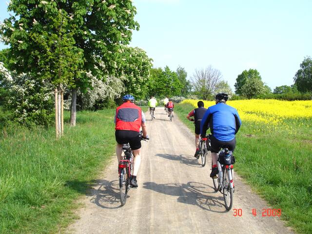 Die Wege gehören uns