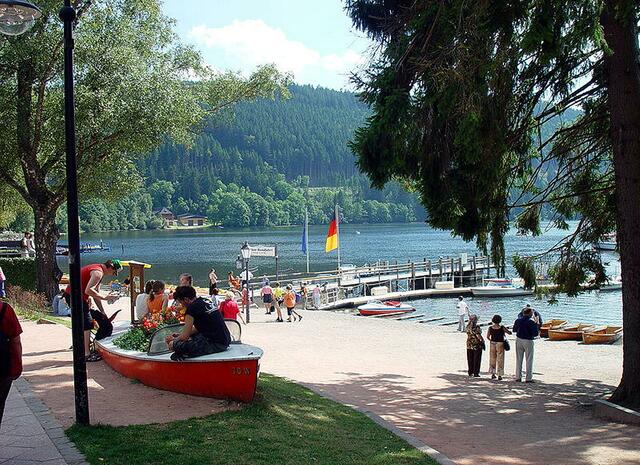 Titisee. | Foto: http://commons.wikimedia.org/wiki/File:Titisee2005.JPG