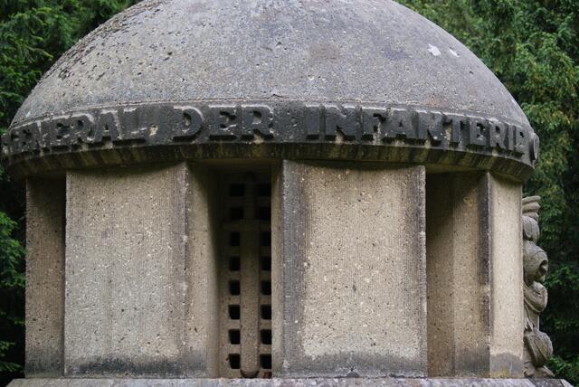 Das passt: Bunker für den General