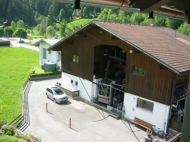 vom Fensteraus konnte man auf die Talstation blicken. Wir kommen bestimmt wieder, dann fahren wir auch mal mit :-)