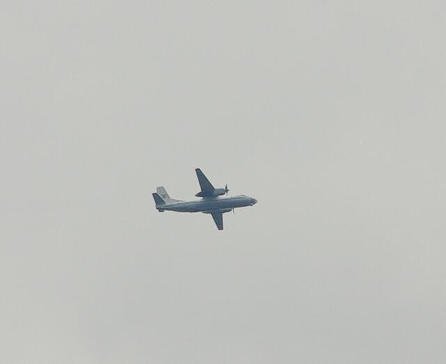 Spionage? Eine Antonov AN 30 der Ukrainischen Luftwaffe im Überflug
