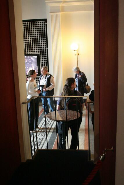 Im Foyer.