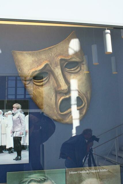 Andreas und die Maske.