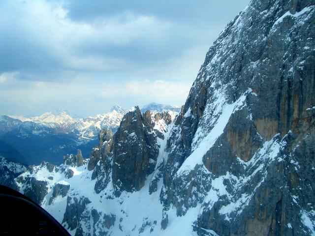 Peitlerkofel im Vorbeiflug - Blick Richtung Osten