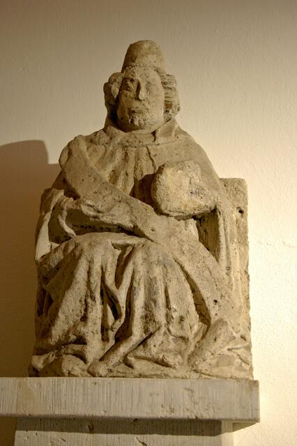 verwitterter Bischof