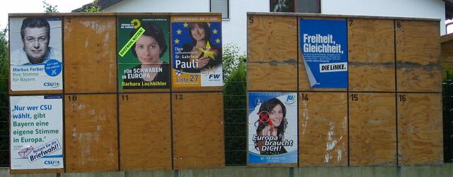 5. Juni 2009: Es werden einfach nicht mehr Plakate. Stattdessen wird die "LINKE" sich bald verabschieden. Wohl auch mit ÖDP-Kleber befestigt?
