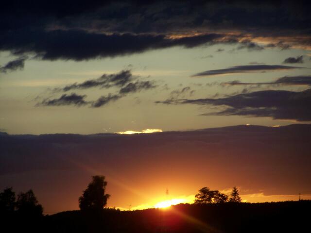 in den Himmel hinein