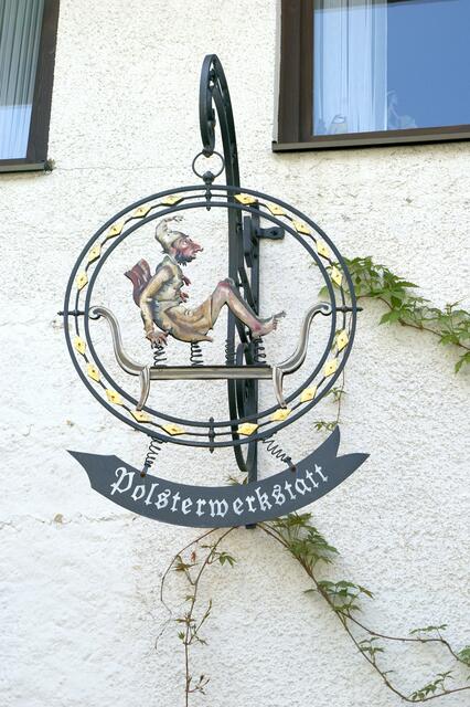 ebenfalls ein Hinterhofschild