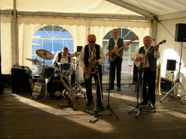 Wunderbare Musik, und Sonnenschein.