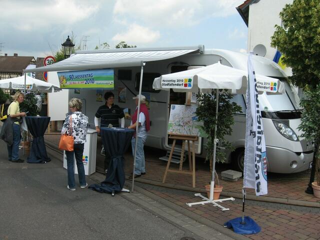 Infostand in der Hessentagsstraße