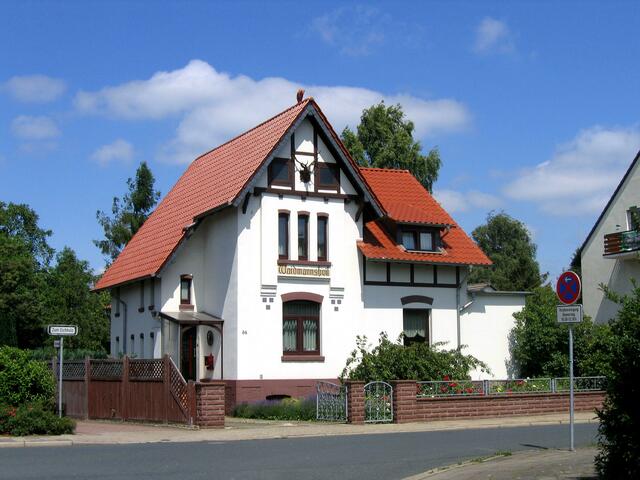 Wohnhaus an..........