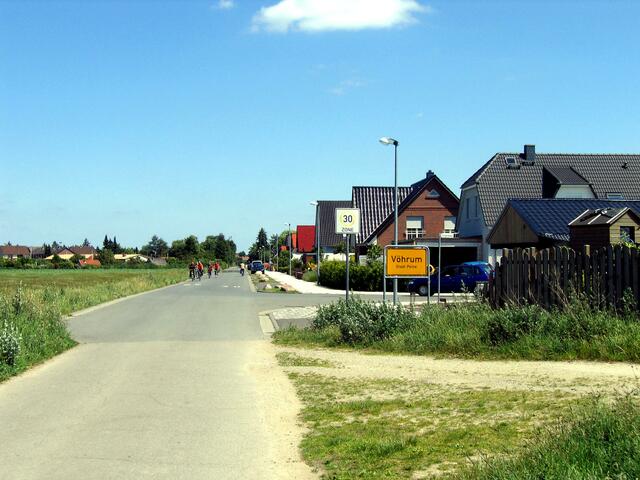 Vöhrum , Hainwaldweg , Knickfeld