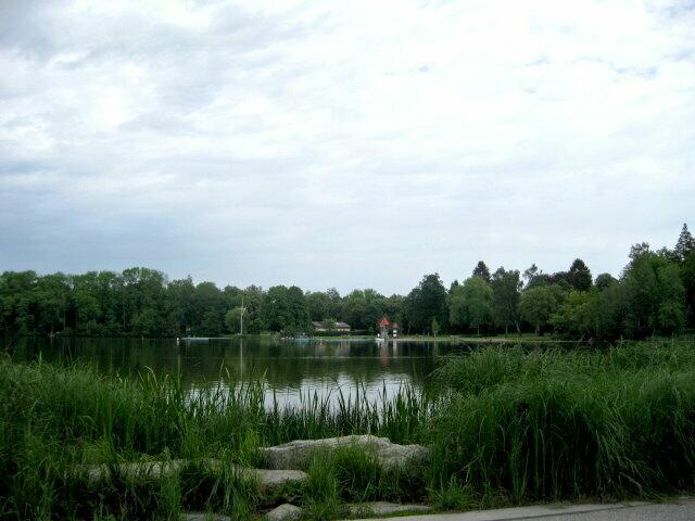 am Stadtsee, der ist immerhin 16.000 Jahre alt