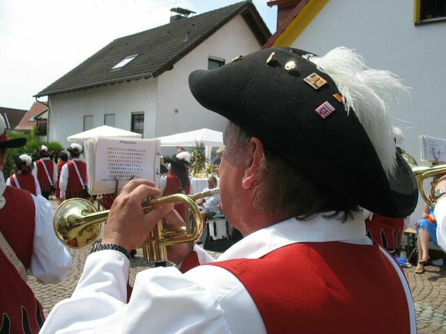 Statt nach Noten spielt der Trompeter nach Zahlen: 0, 1/2 und 1 stehen zur Auswahl