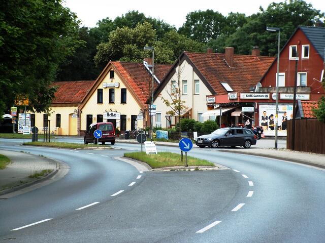 Amtschänke (Hellas), Dorfkrug mit Kiosk