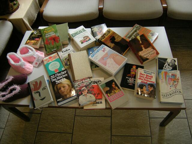 Büchertisch  1.EURO das Stück.