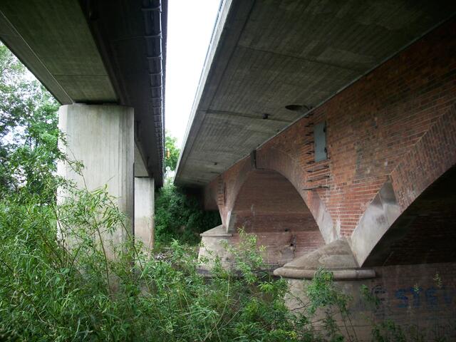 Vorbau für Fussgänger und Radfahrer
