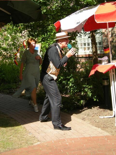 Wo sind denn hier die getränke, wat ?