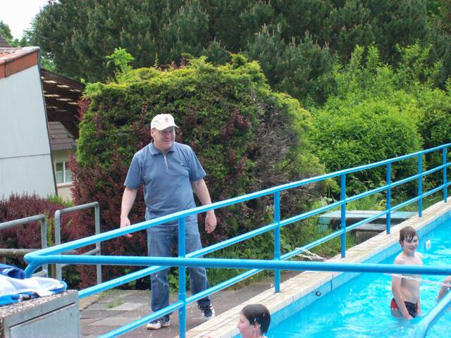 Gute Figur als "Bademeister 2009"