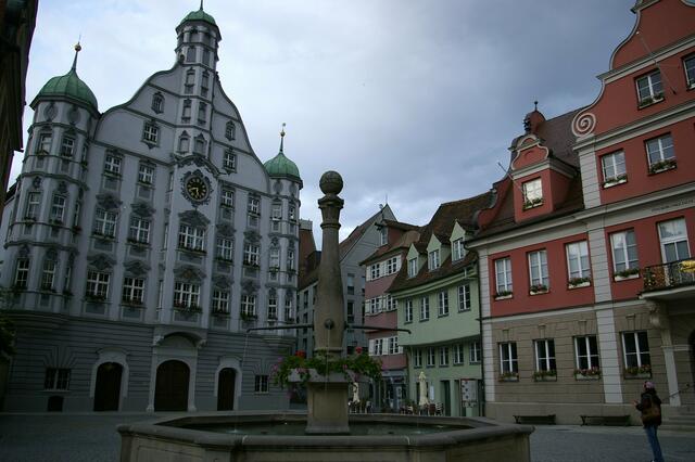 Brunnen vor dem Rathaus