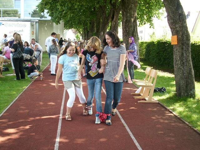 das ist dann wohl 4-Bein-Laufen