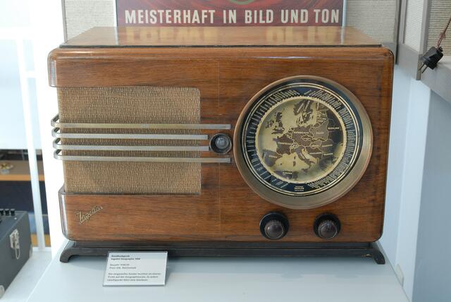 wunderschönes radio....