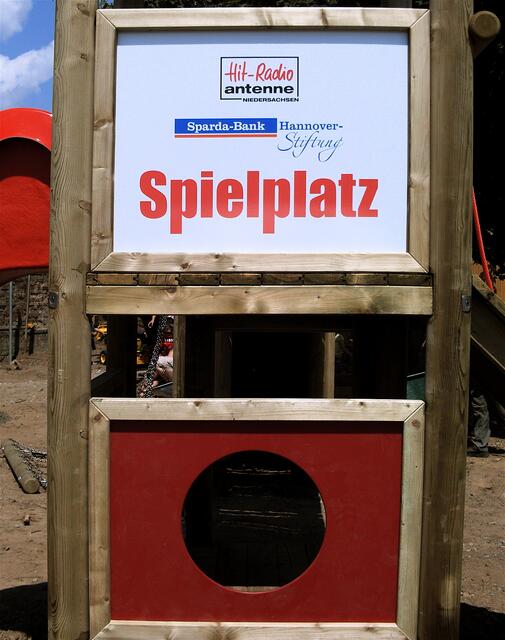 Da ist er nun, der Spielplatz