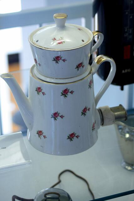 Elegant, mit integrierter Heizplatte.