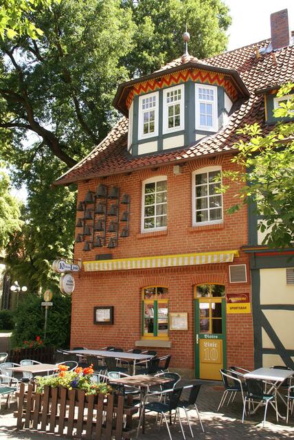 Gaststätte Ratskeller, Glockenspiel