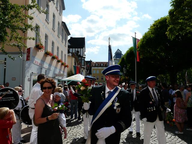 ... eine Rose hab' ich noch!