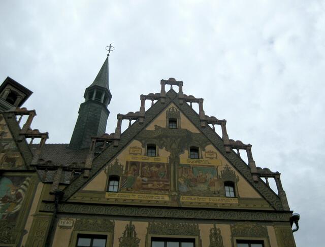 Bemalung am Rathaus