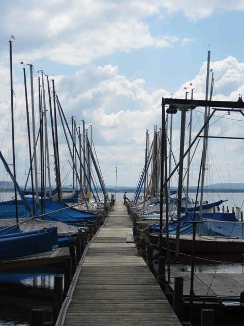 ...Klimper, klimper, klingt es aus den Masten...