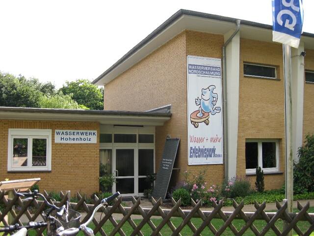 ...das Wasserwerk am Hohenholz...unbedingt zu empfehlen, interessant für Alt und Jung mit Showteilen...