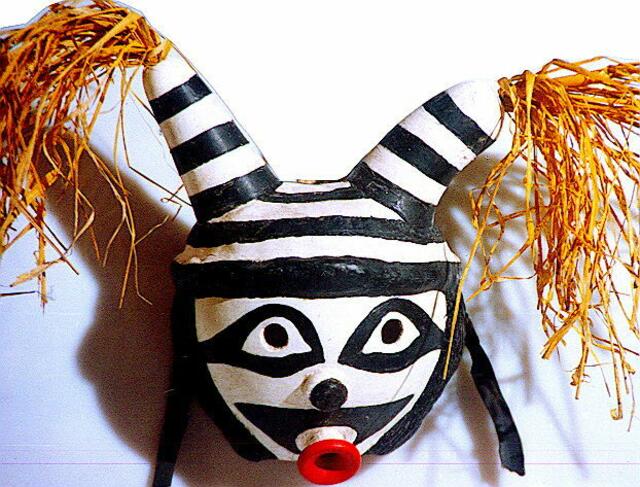 Clownsmaske aus Kalebassenkürbis hopi