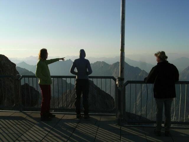 Und dort hinten leuchtet König Ortler!