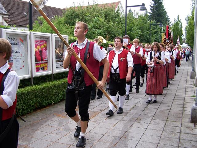 Die Stadtkapelle beim Einzug