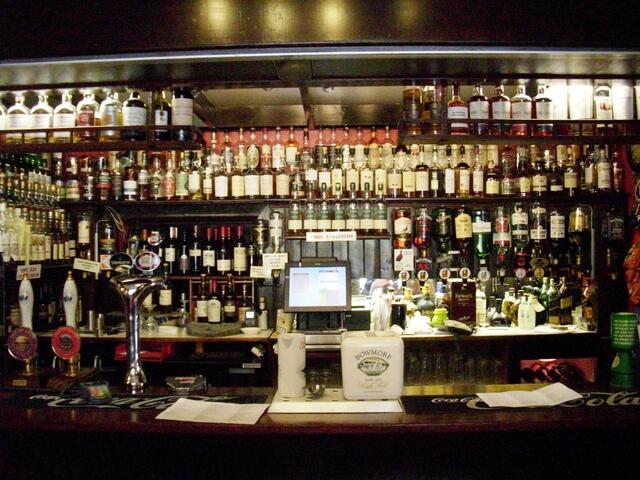 Cluanie Inn - die Bar