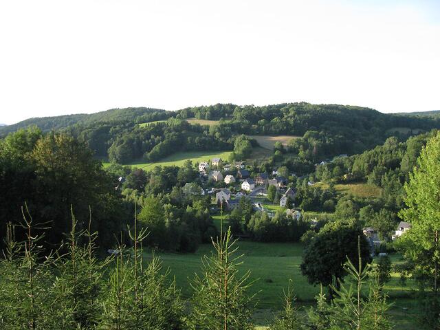 Blick nach Großrückerwalde von der Auffahrt nach Mauersberg
