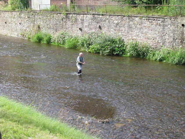 Ein Angler in Olbernhau