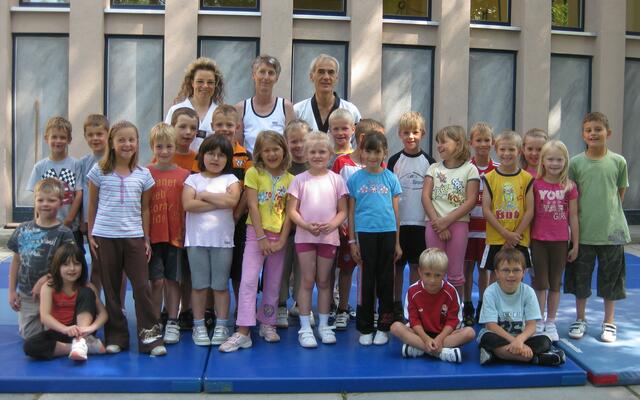 Nach dem Training ein fröhliches Gruppenbild mit Frau Liebischer