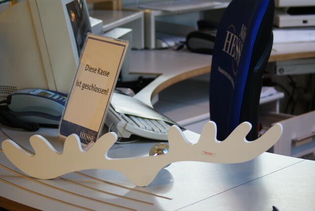 The elk was here!