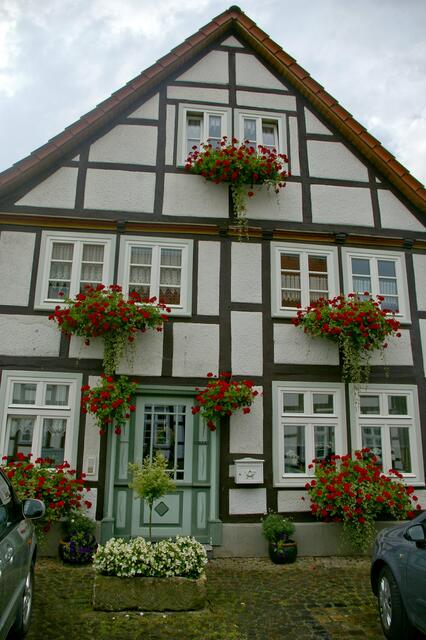 zur richtigen Zeit hier