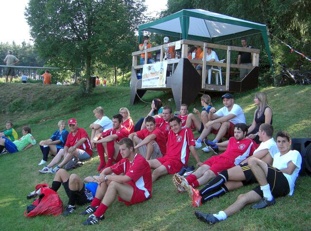 Fan`s u. Spieler vom Red White Glammhogga Bayern Fanclub Gablingen