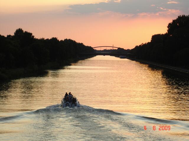 Abend am Kanal