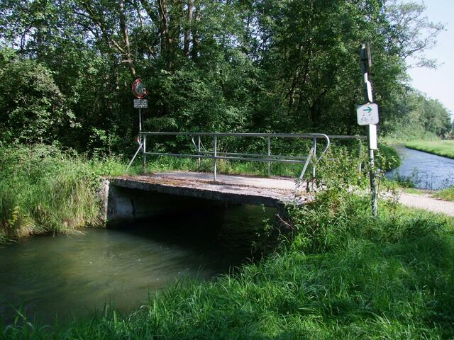 "Schaffnerbrücke" Zugang von Königsbrunn ...